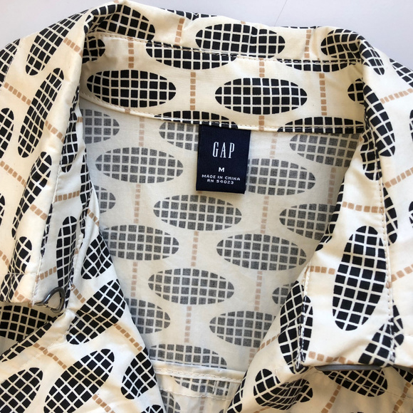 Gap Mod Trench - NWOT - Picture 4 of 5